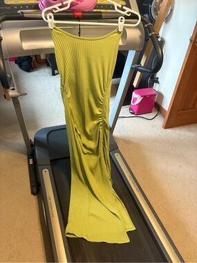 Sleeveless Ribbed Maxi Dress in Lime Green